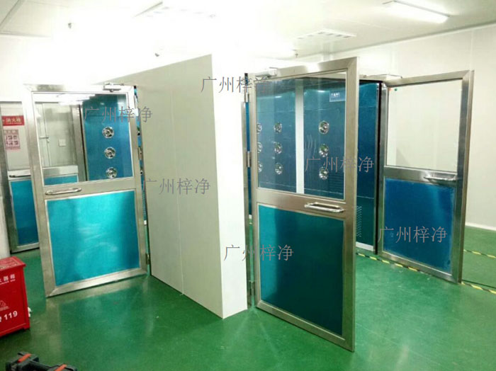L型转角风淋室构造特点 L型转角风淋室构造特点